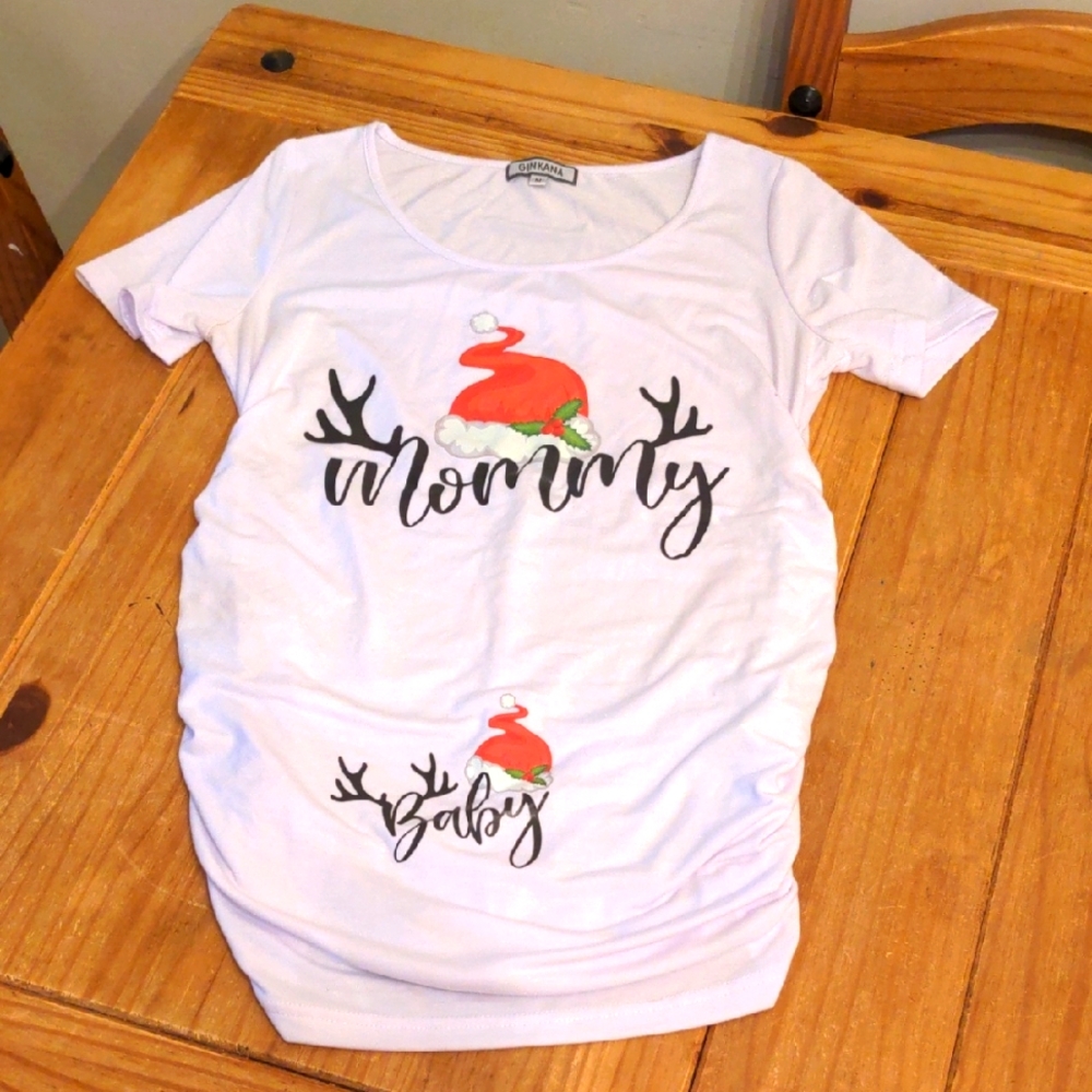 Ginkana Maternity "Mommy/ Baby" Reindeer/Hat Christmas Tee, Size Medium